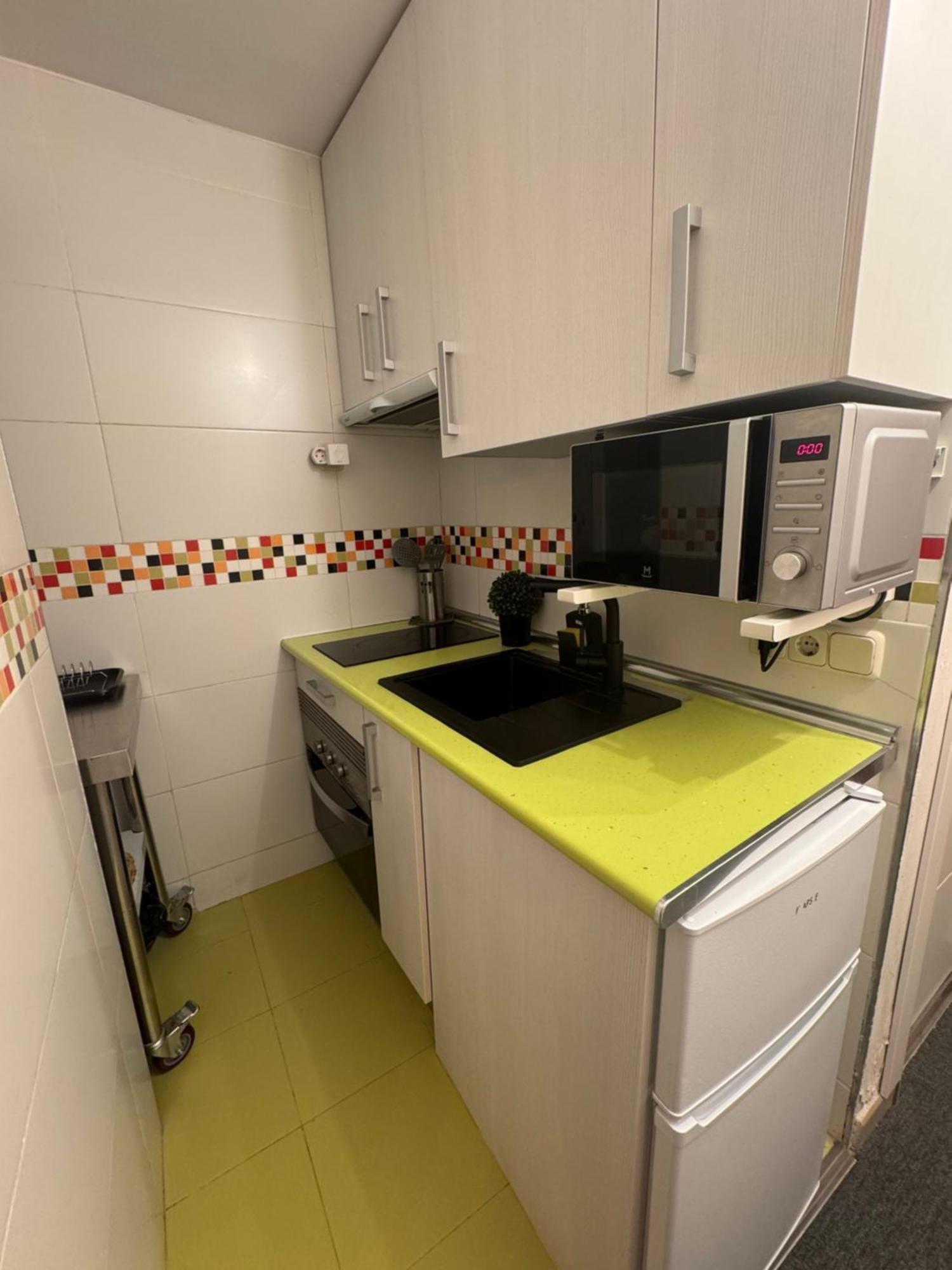 Centrico Y Precioso Apartamento En Madrid Exterior photo